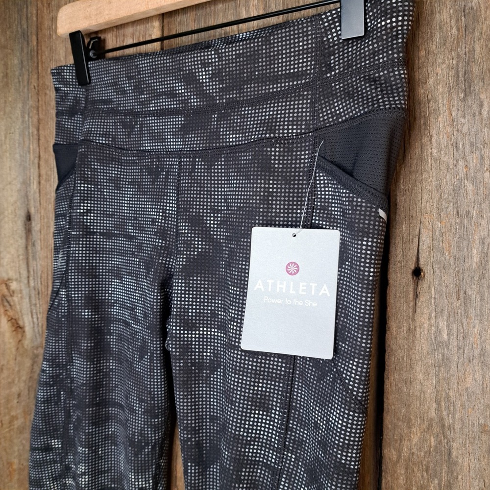 Athleisure Techwear Athleta Be Free Womens S Leggings Cropped Geometric Black